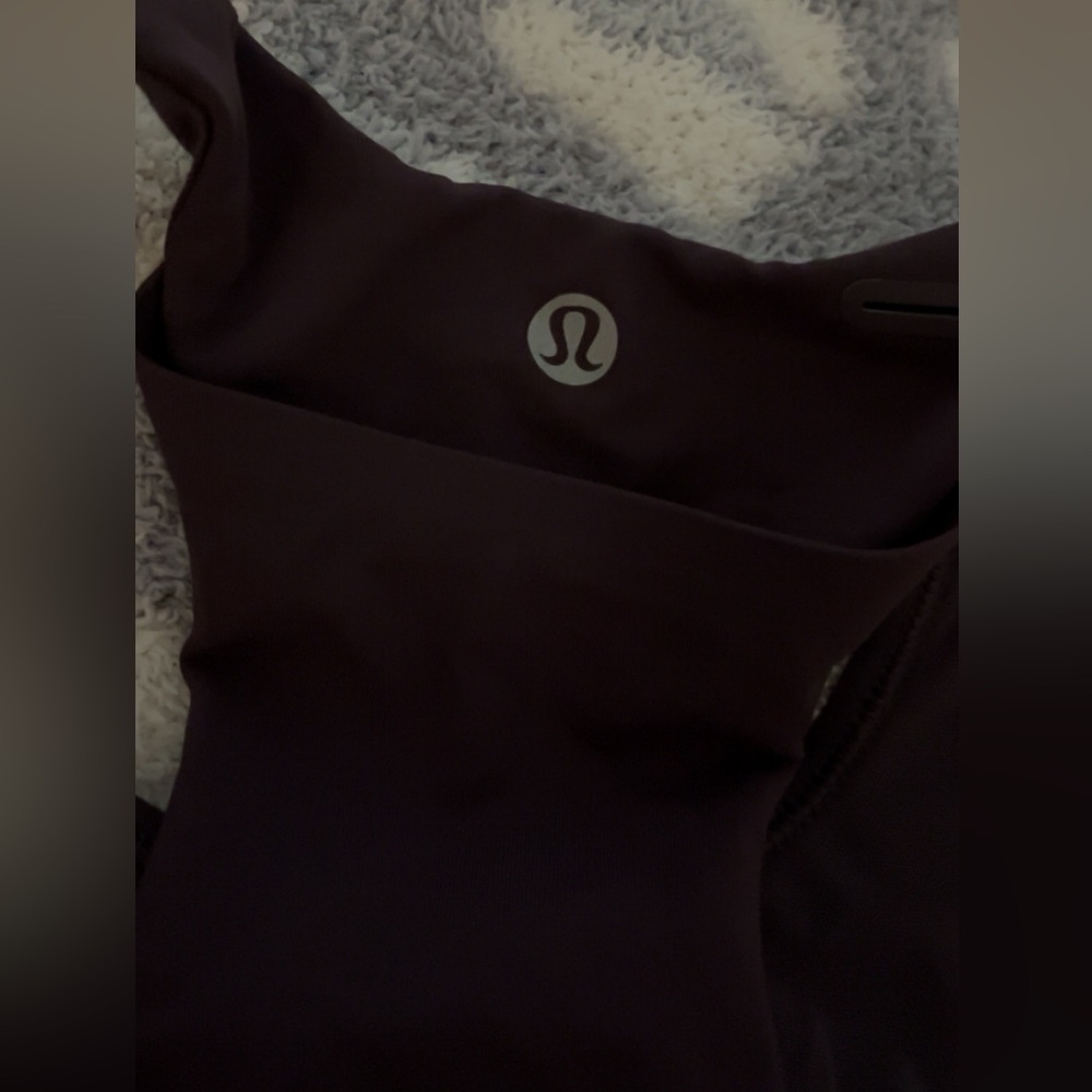 Lululemon Final Lap Tank - Picture 6 of 7